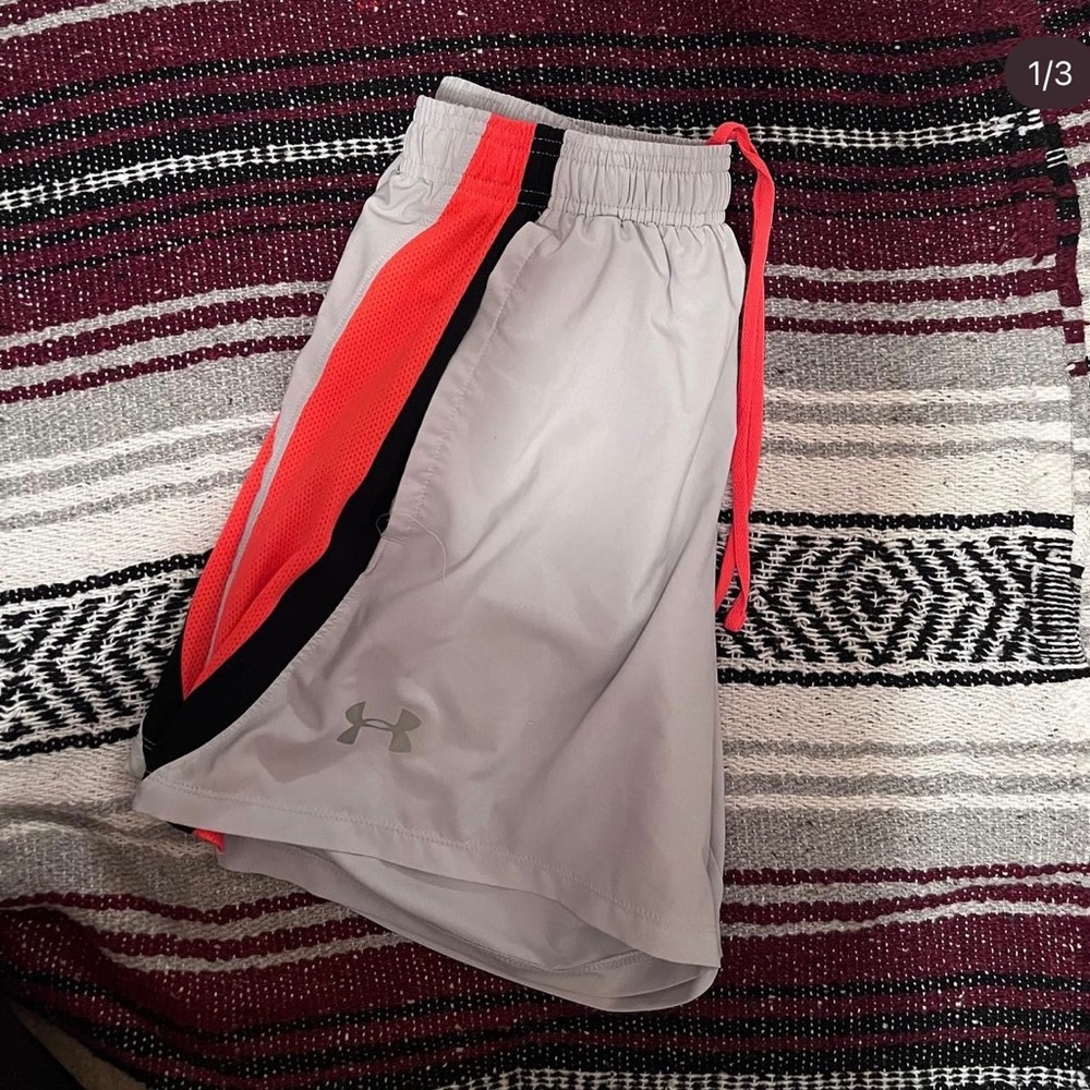 Under Armor Shorts w/ Liner